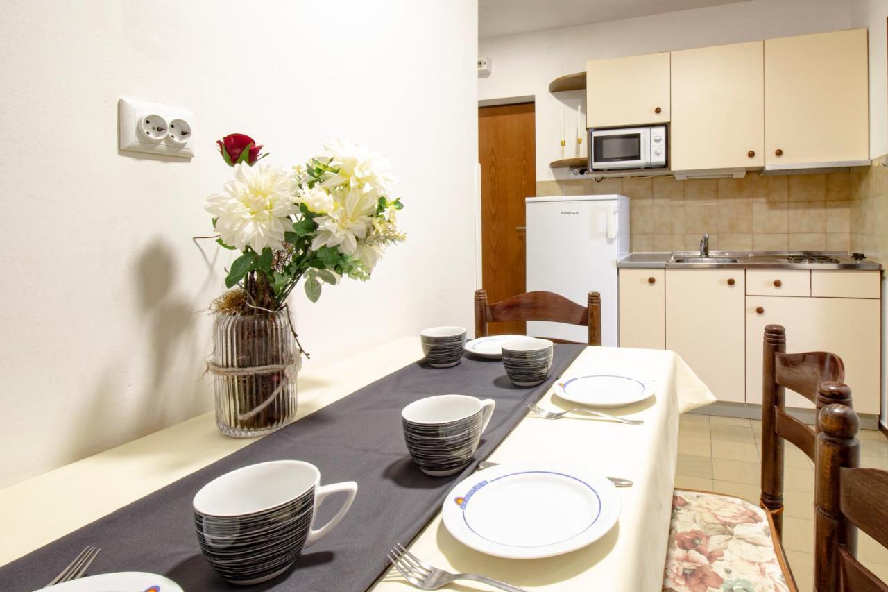 Galapagus Privat Beach & Boat Dock Metajna Exterior foto